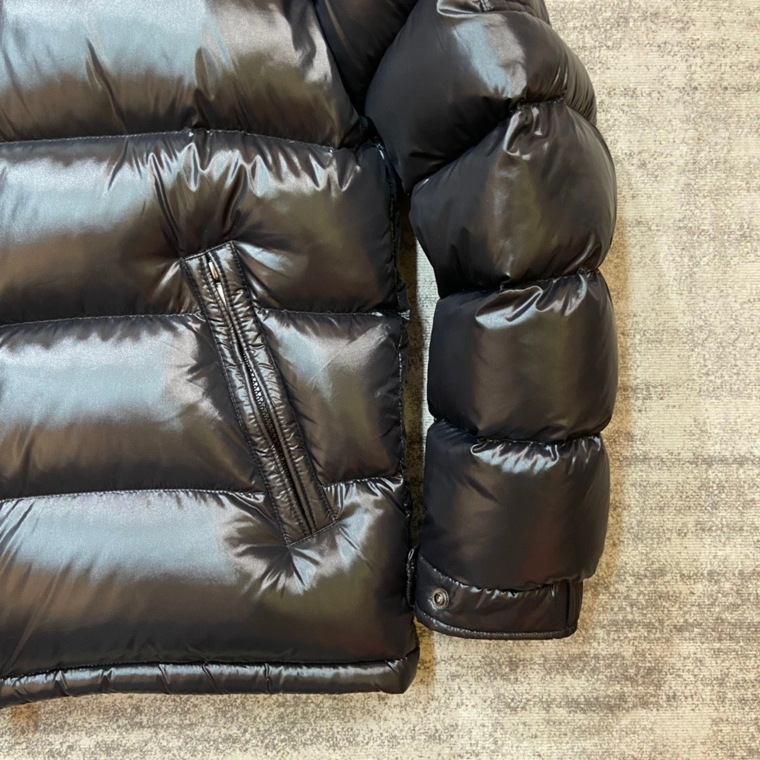 wg.luxury-- 7o9385r Down jacket white goose down 4colour item: E-F443J1223-4H